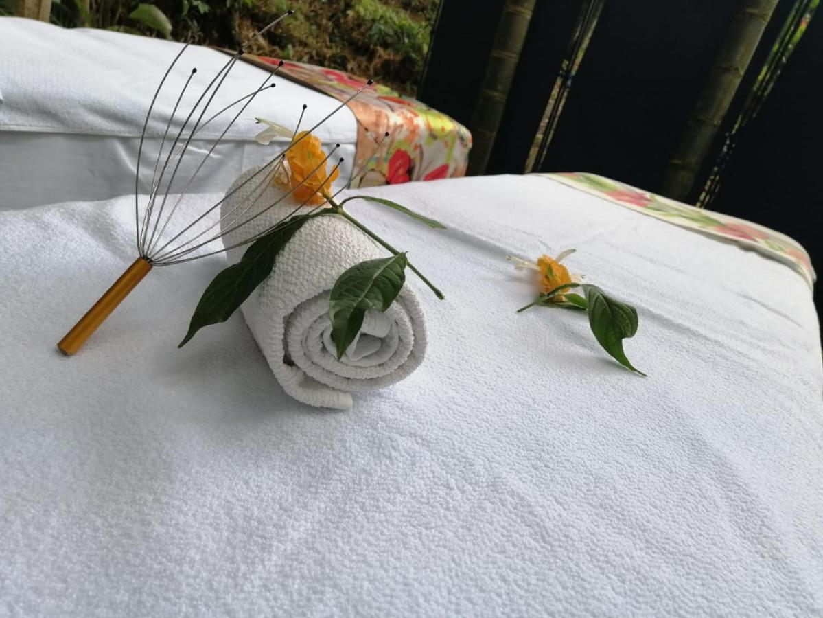 Hotel Campestre La Floresta Puerto Espejo 外观 照片