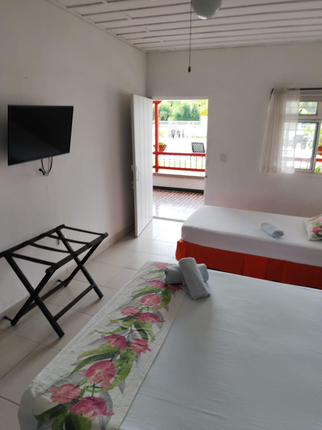 Hotel Campestre La Floresta Puerto Espejo 外观 照片