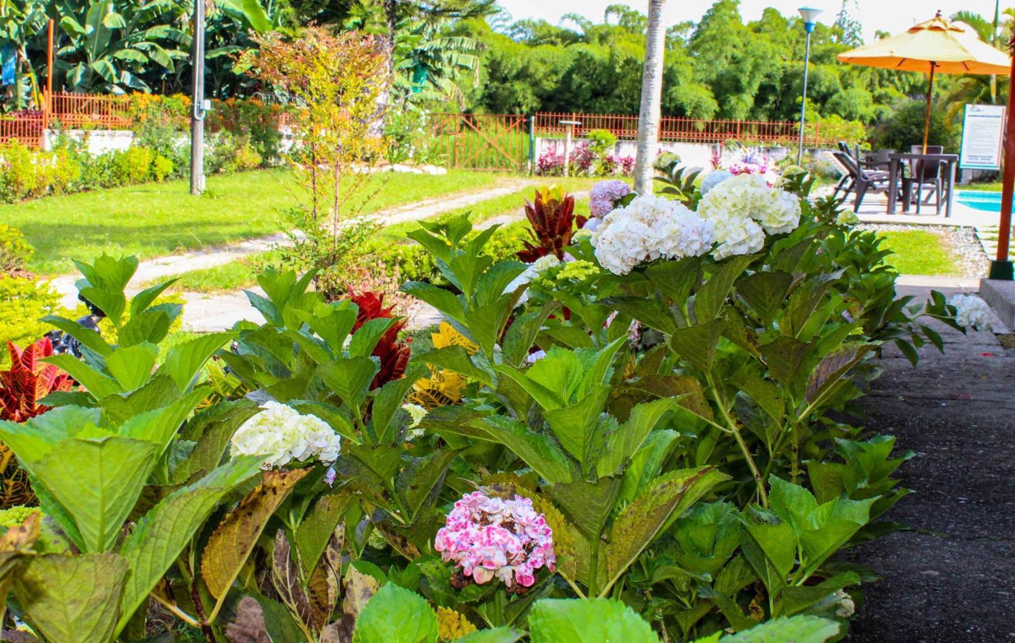 Hotel Campestre La Floresta Puerto Espejo 外观 照片