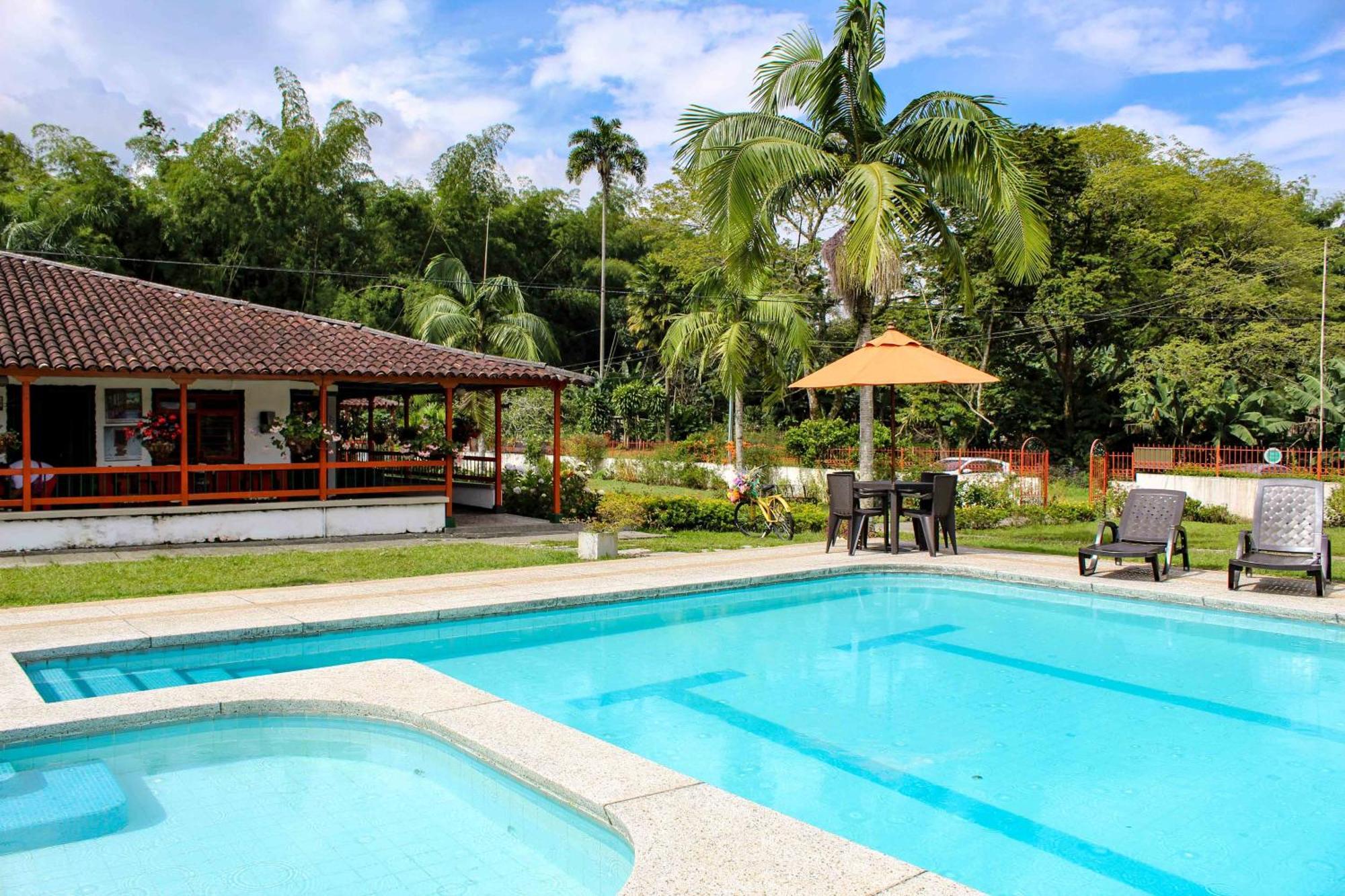 Hotel Campestre La Floresta Puerto Espejo 外观 照片