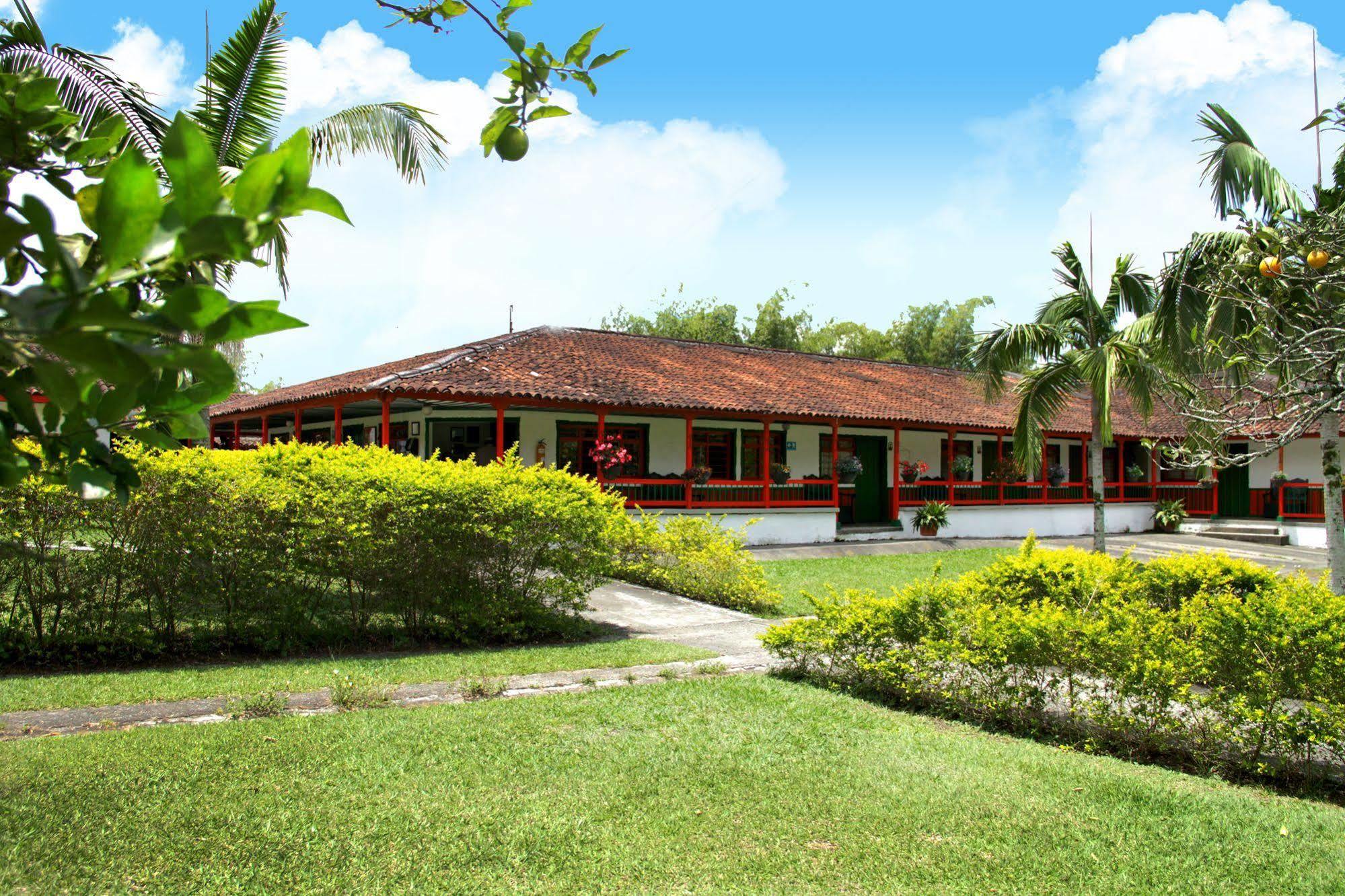 Hotel Campestre La Floresta Puerto Espejo 外观 照片