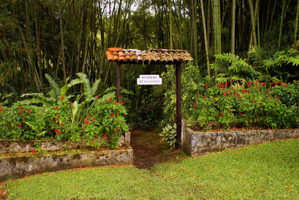 Hotel Campestre La Floresta Puerto Espejo 外观 照片
